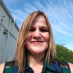 Meet your Posher, Andrea